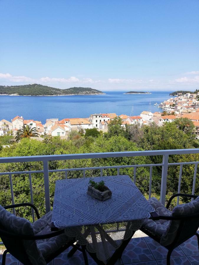 Apartment Pecarevic - A Holiday With A Stunning View Vis Bagian luar foto